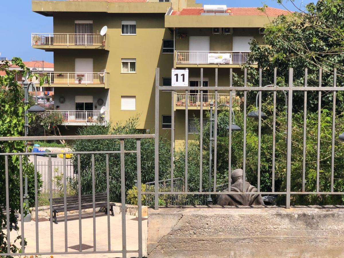 Casa Della Zia Lägenhet Cefalù Exteriör bild